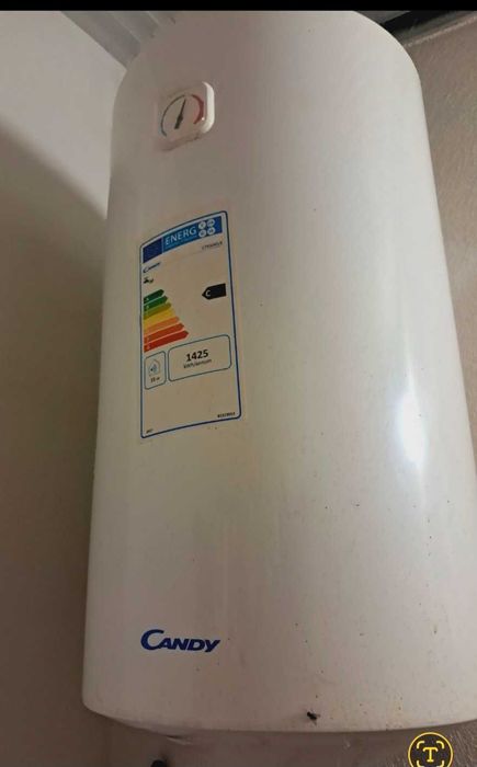 Vendo  cilindro e fogão gás com 4 bicos e for