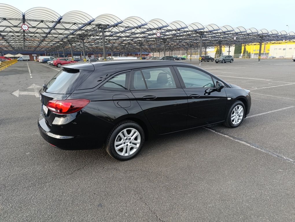 Opel Astra Sports Tourer 2022.ideal stan