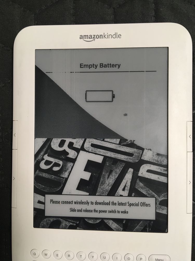 Amazon Kindle D00901 uszkodzony