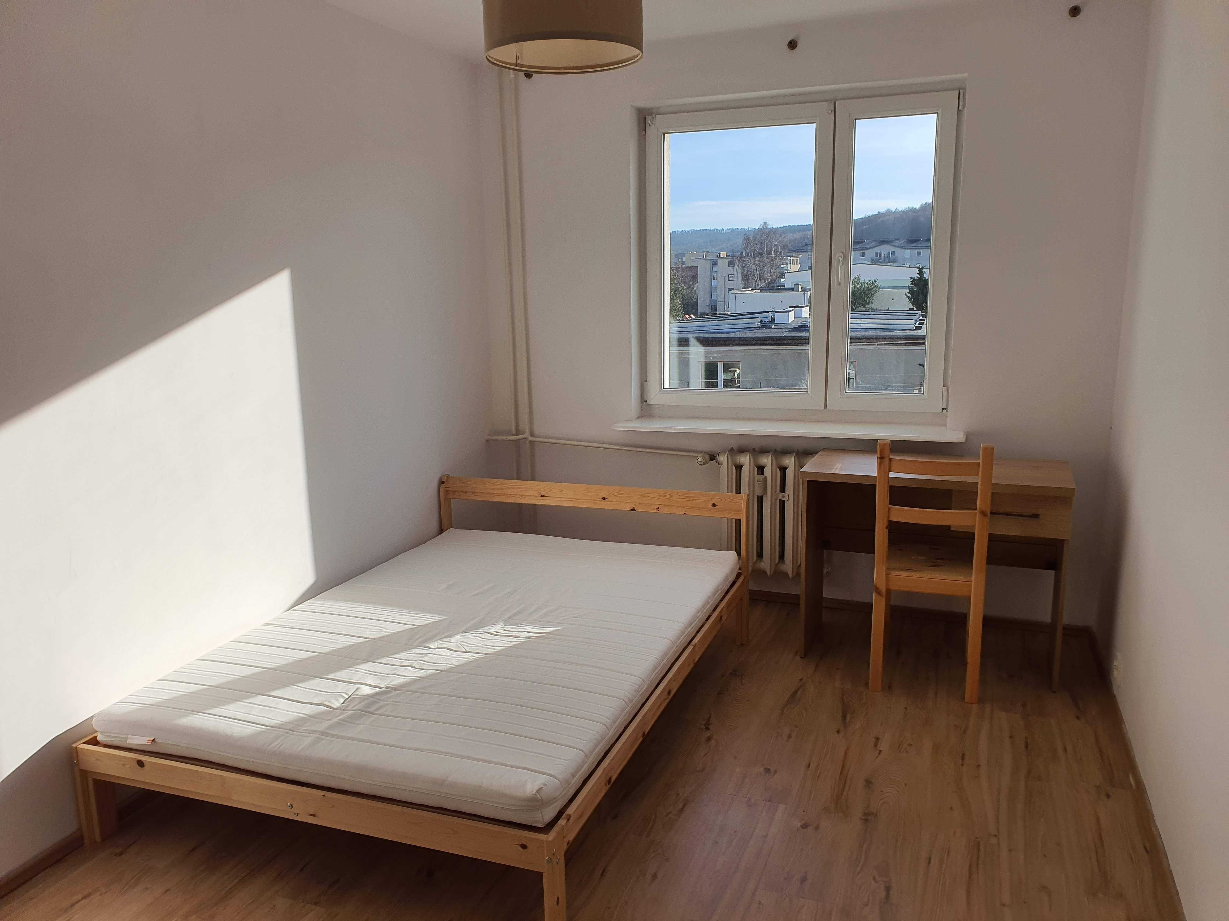 To ja 2-pokojowe mieszkanie z balkonem w centrum Redy - wynajmij mnie!