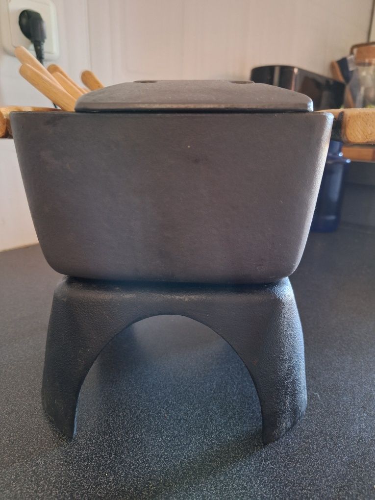Fondue de ferro fundido