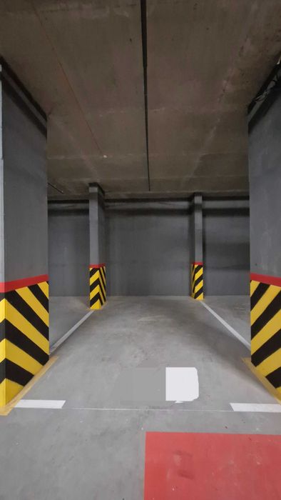 Оренда паркомісця вул. Пимоненка ЖК Auroom