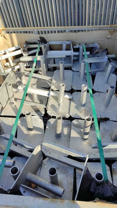 Szalunki, sklejka szalunkowa podpora budowalna dźwigary korona ściany