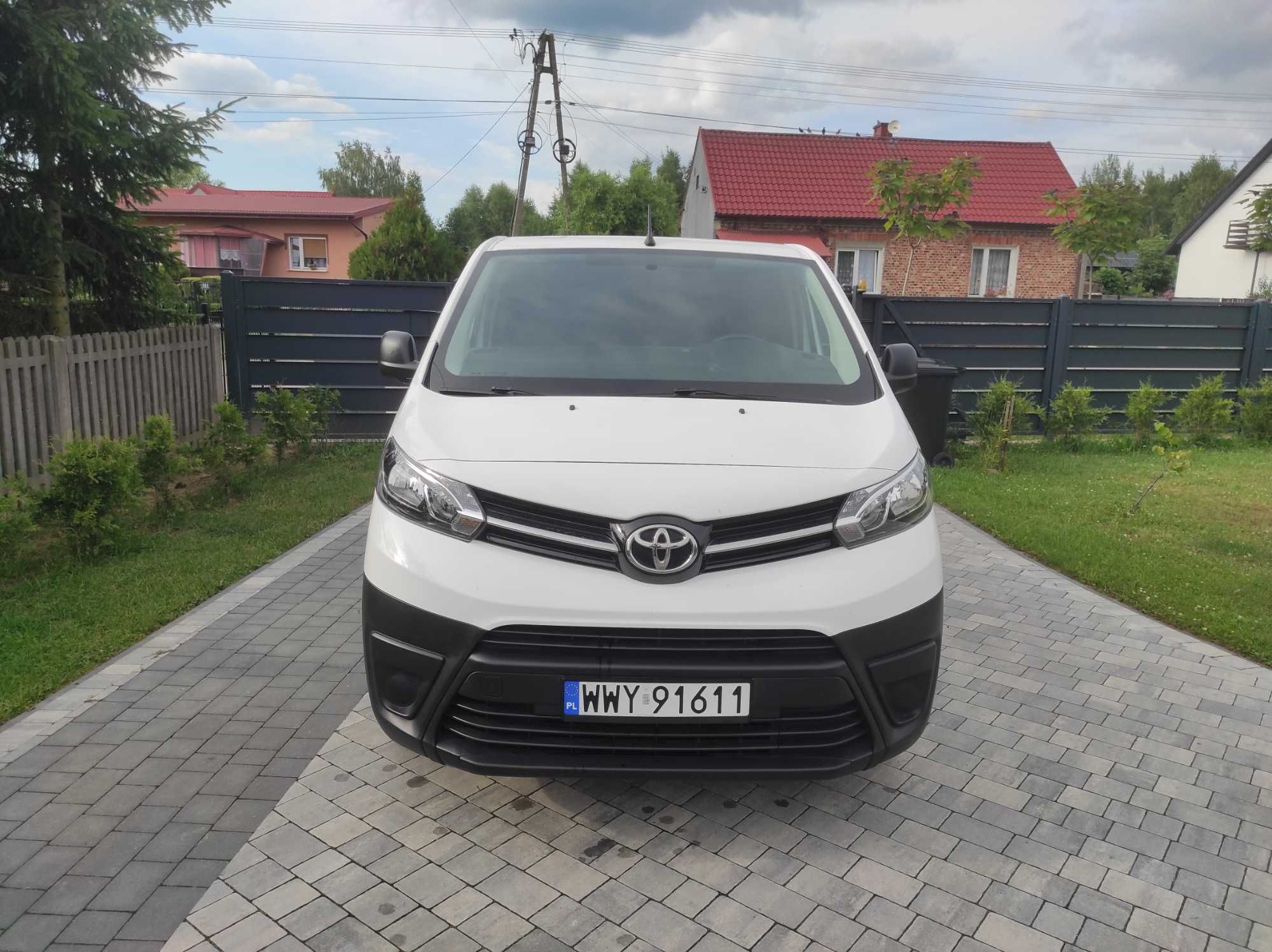 WYPOŻYCZALNIA Wynajmę busa Wynajem bus Przeprowadzki