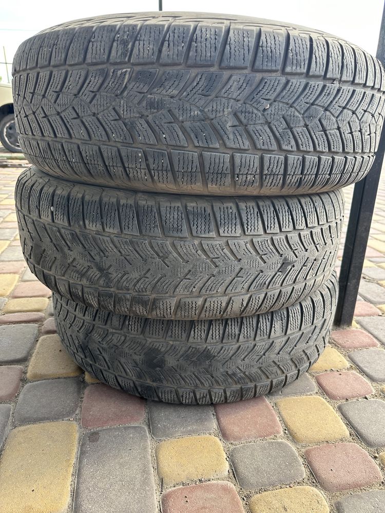 Прода резину зимнюю GoodYear 225/65/R17