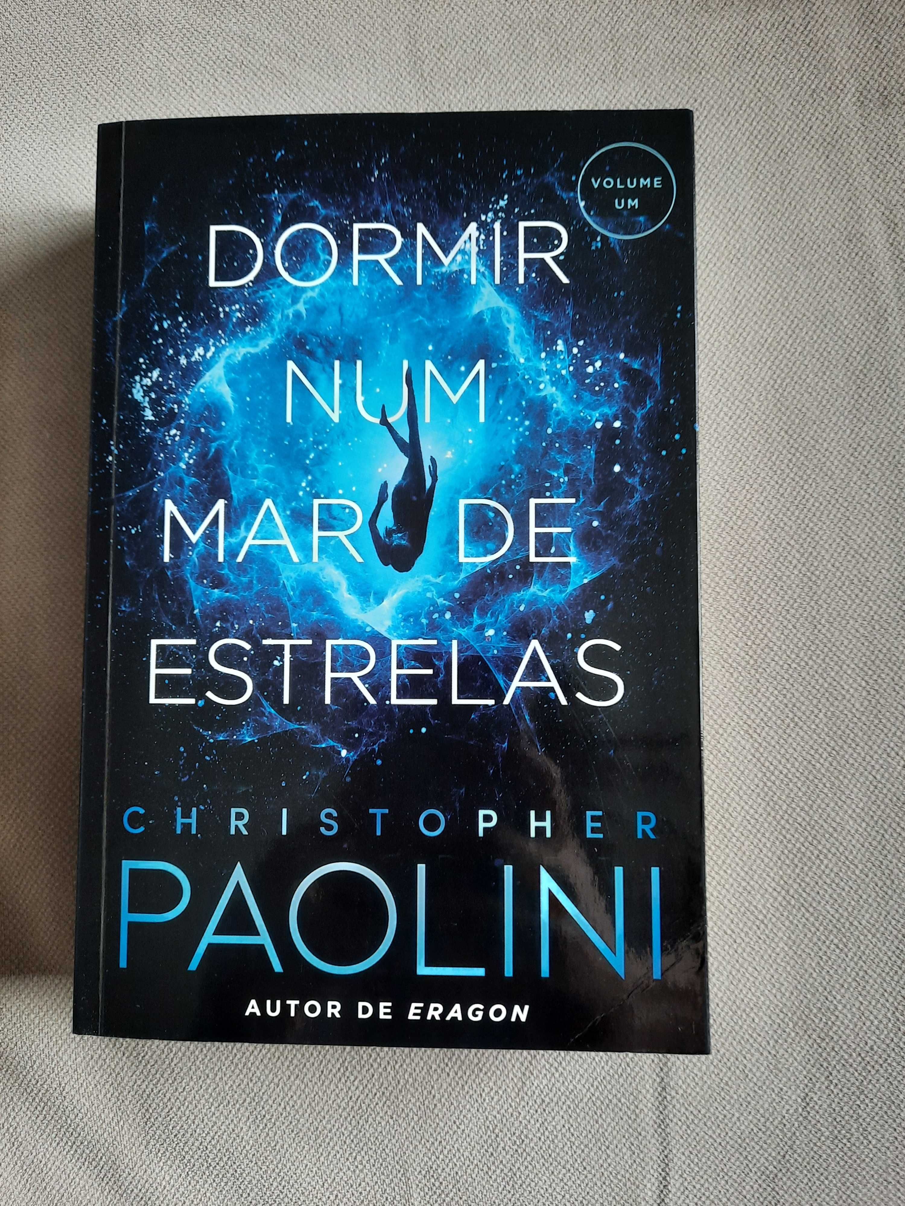 Livro "Dormir num Mar de Estrelas"