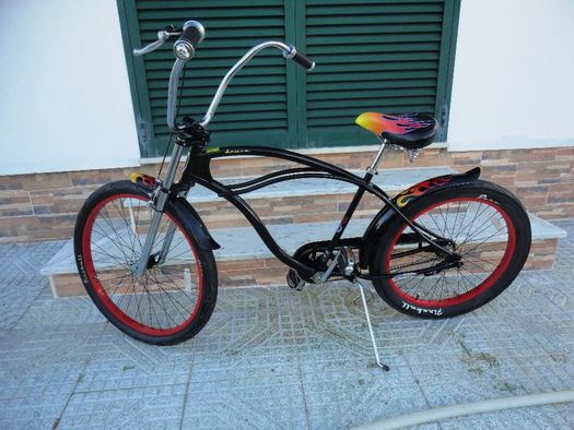 Bicicleta GT tipo chooper como nova.