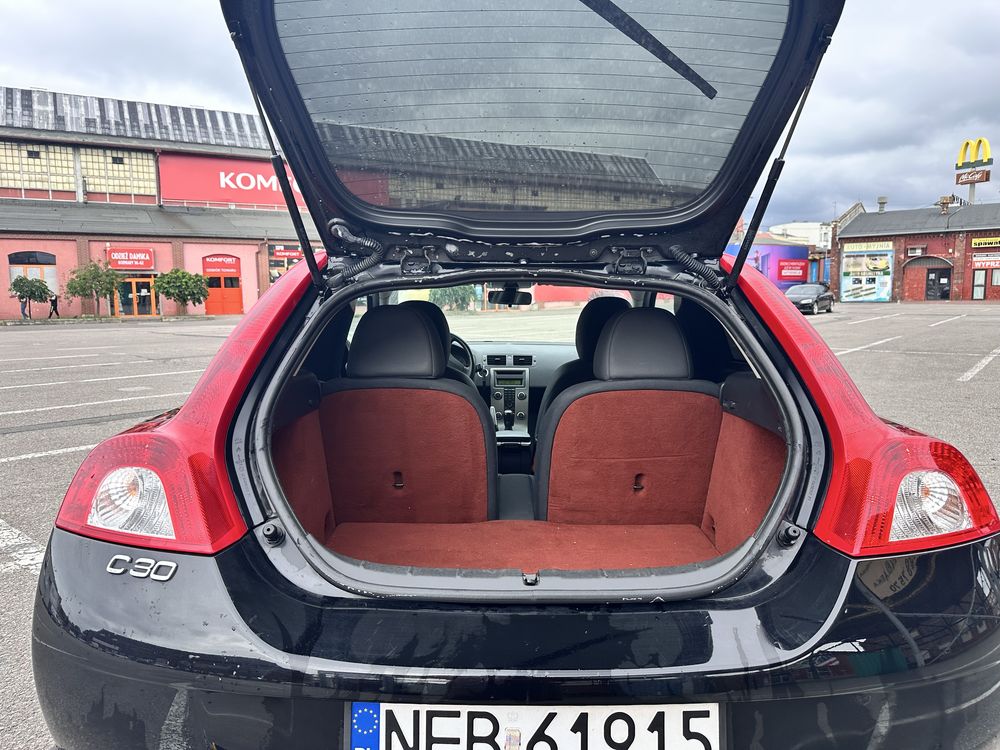 Volvo C30 2.0 145KM Łańcuch 2007
