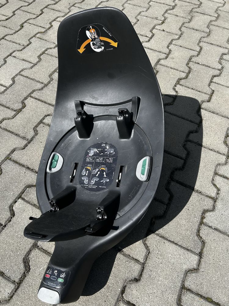 Fotelik Cybex z bazą obrotową