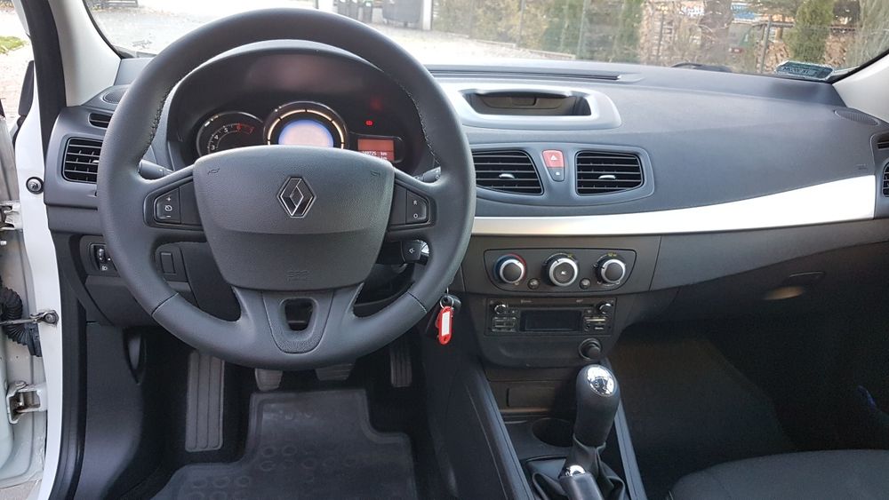 Renault Fluence 1.6 Benzyna 110 KM 2014r Salon PL Jeden Właściciel