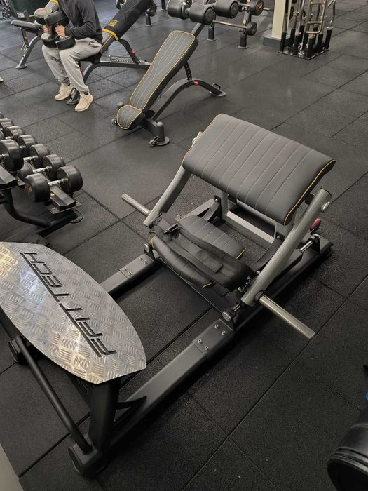 Máquina Hip Thrust FFITTECH