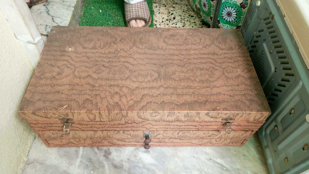 Faqueiro novo com mais de 80 peças vintage