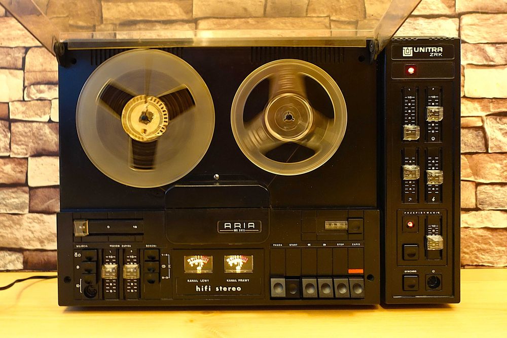 Magnetofon szpulowy Aria 2411 HI-FI UNITRA ZRK
