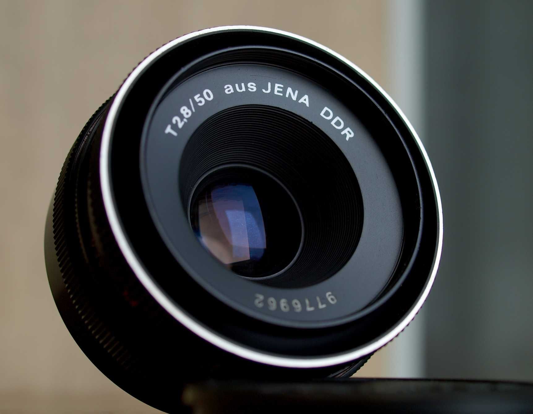 Продам Carl Zeiss Jena DDR Tessar 2.8/50 М42