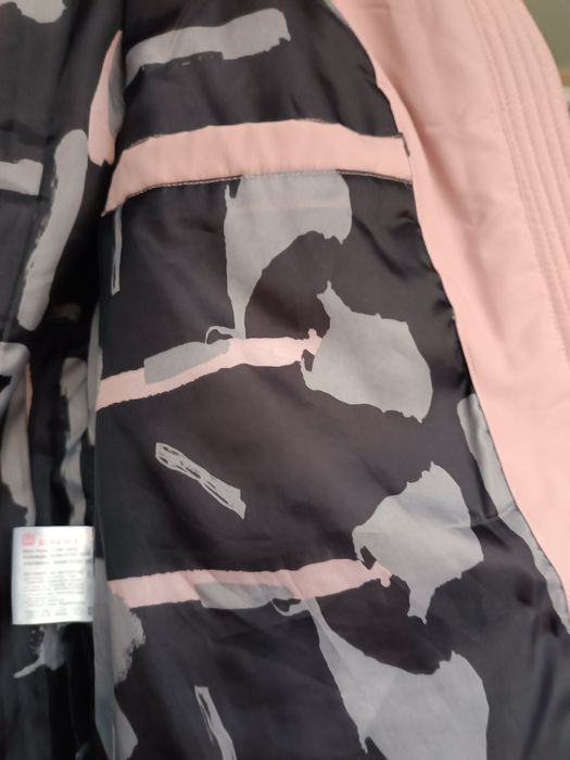 Куртка жіноча осіння.