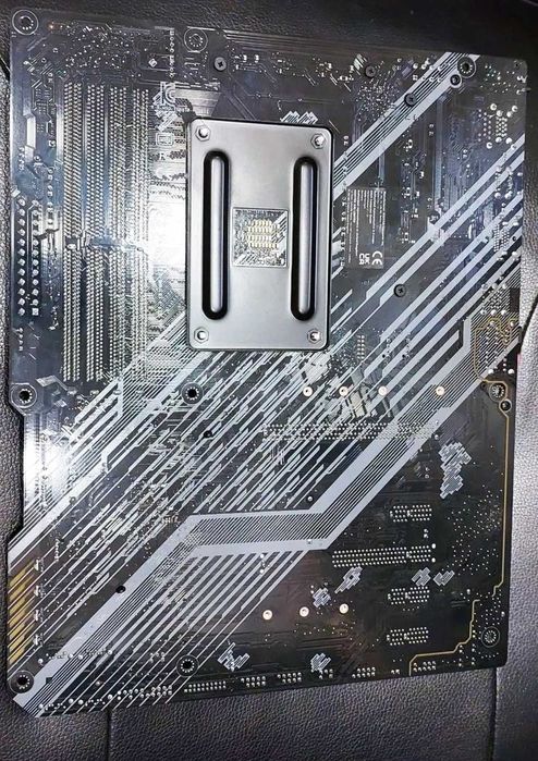 Ryzen 5800X3D/16DDR4/Asus Tuf B450.