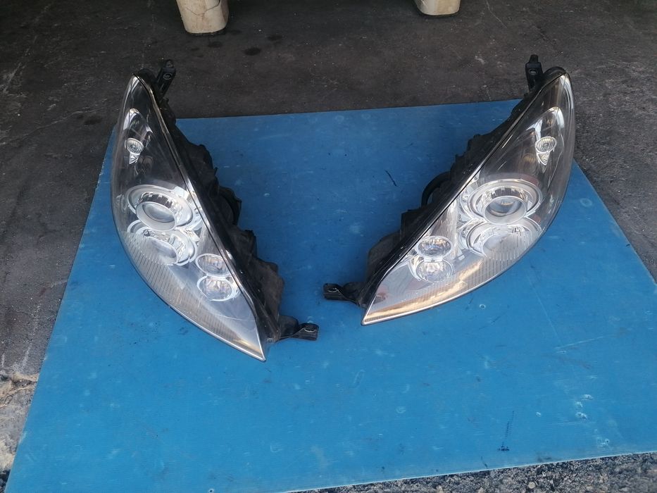 Faróis peugeot 407 coupe