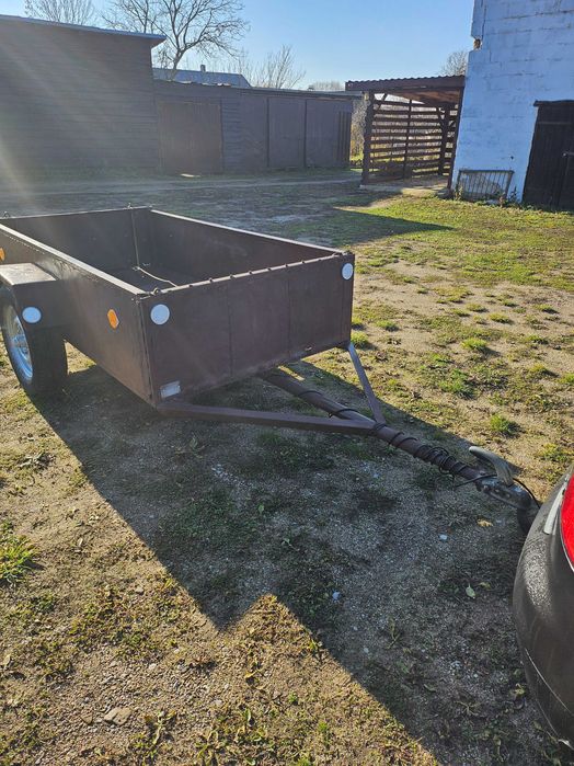 Przyczepka samochodowa lekka