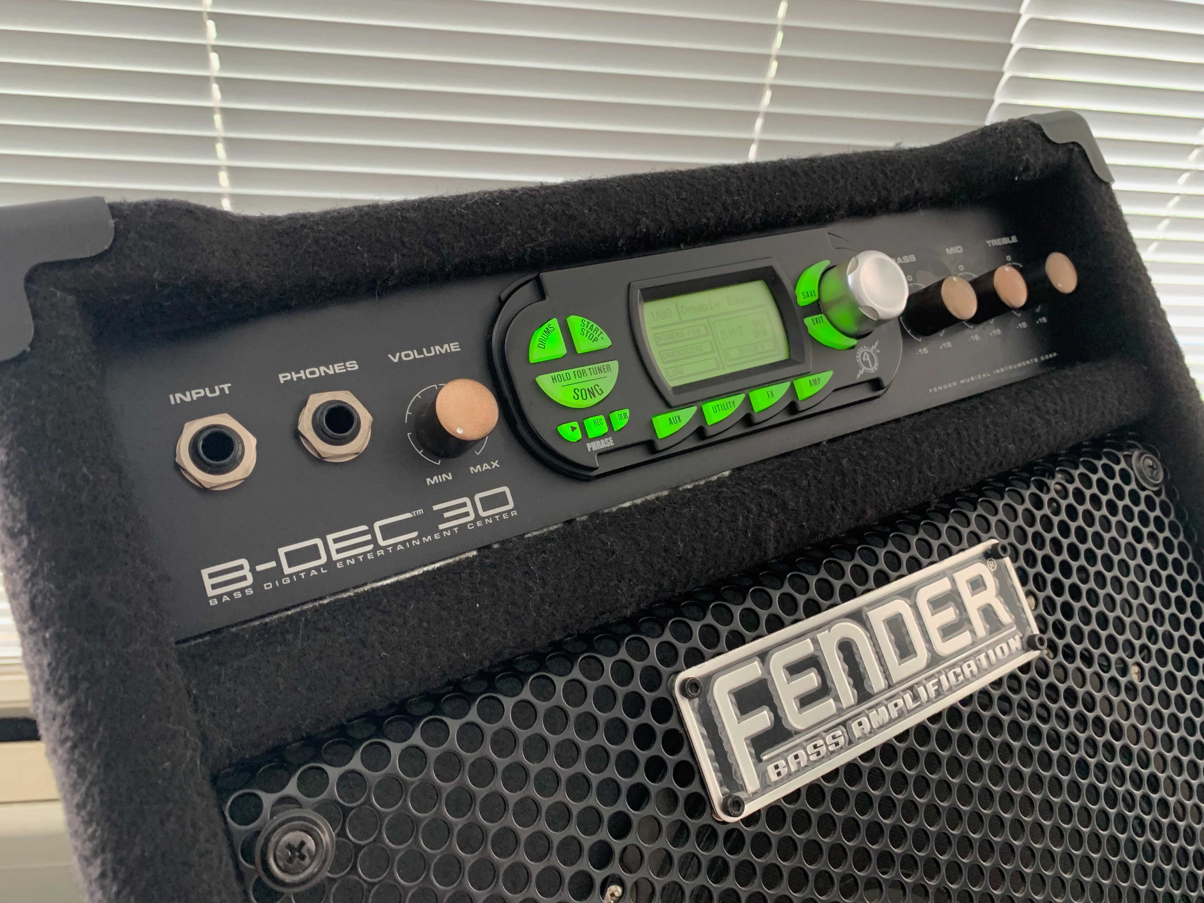 Amplificador de baixo Fender B-Dec 30