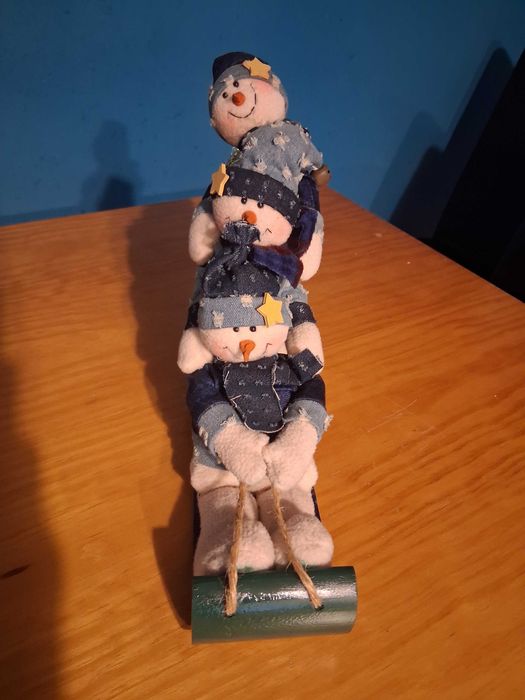 Trenó com bonecos de neve, docorativos