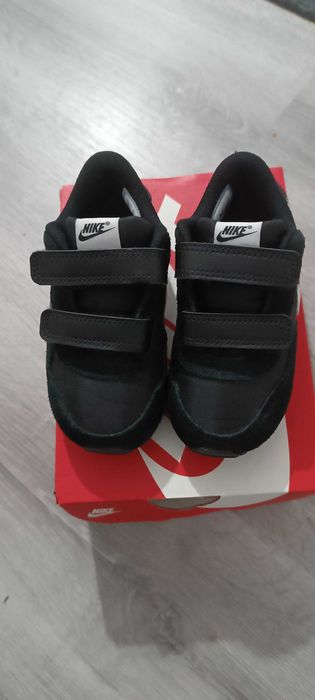 Ténis Nike MD valiant