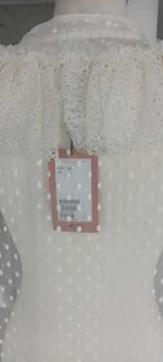 H&M Sandra Mansour Tiulowa bluzka z falbaną