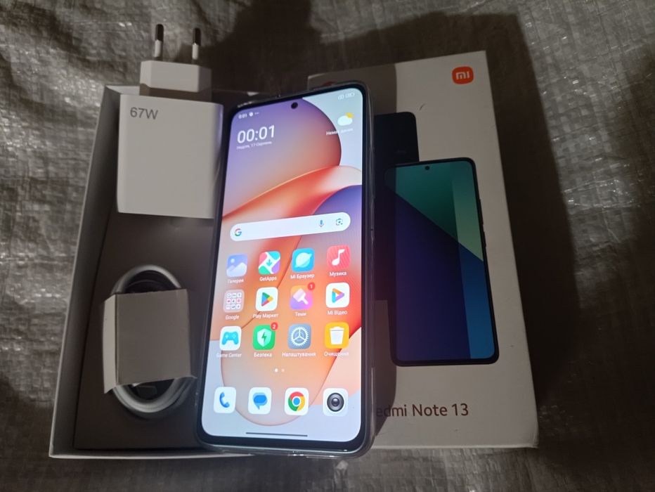 Redmi Not 13 8+4/256 NFC.Full AMOLED.Полный комплект.в идеальном состо
