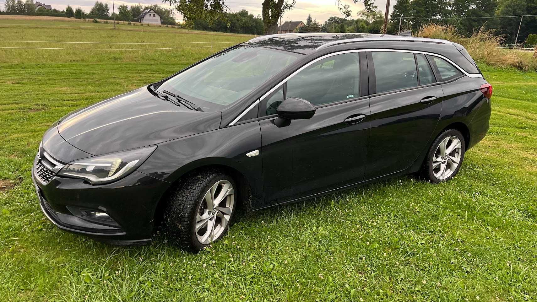 Opel Astra 1.6 CDTI Sports Tourer Black, 2017, Faktura VAT