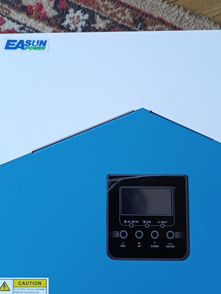 Гібридний інвертор Easun SMH-II 1.8кВт новий