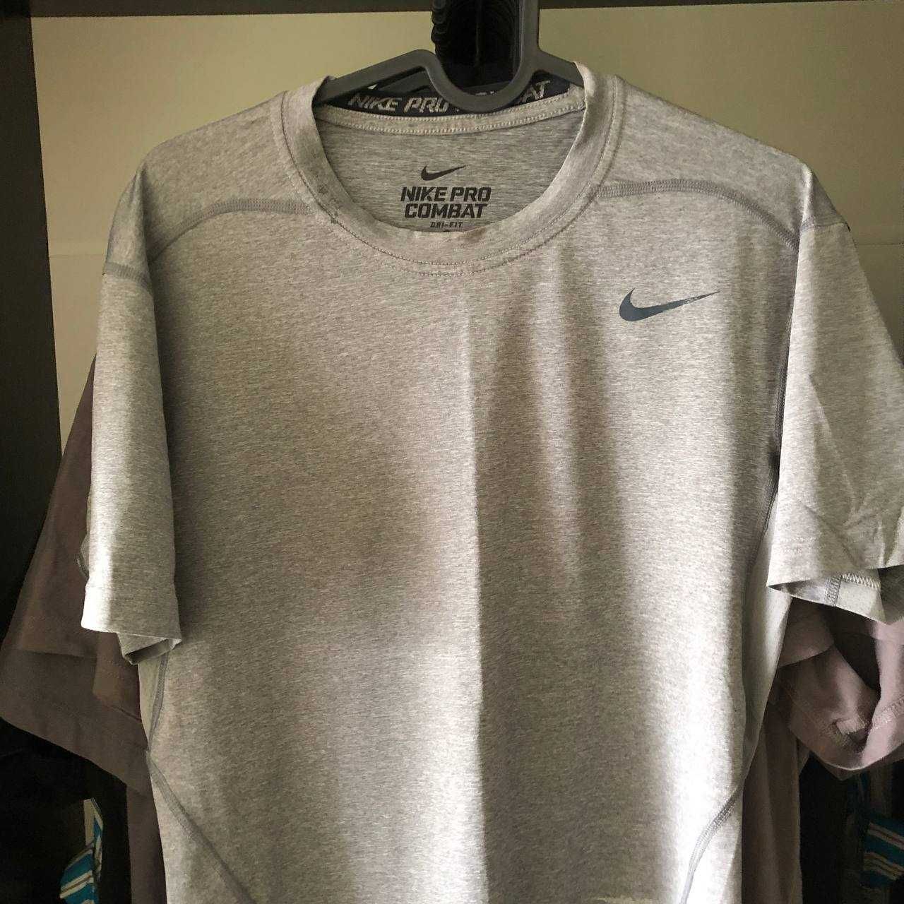 Компрессионная футболка Nike Pro Combat Dri Fit