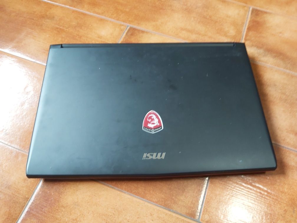 Portátil MSI Gaming GP62 7RE