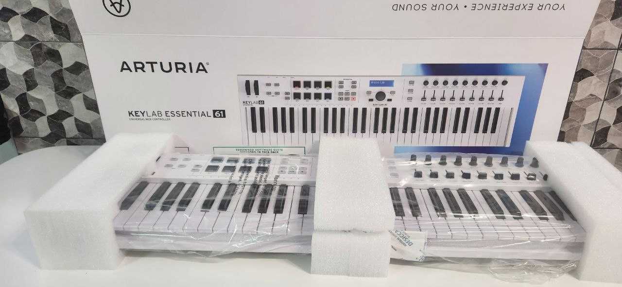 Arturia KeyLab Essential 49 міді клавіатура
