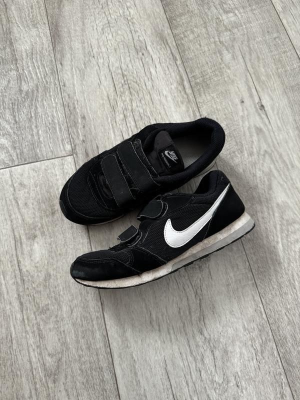 Кросівки nike розмір 34 устілка 22 см