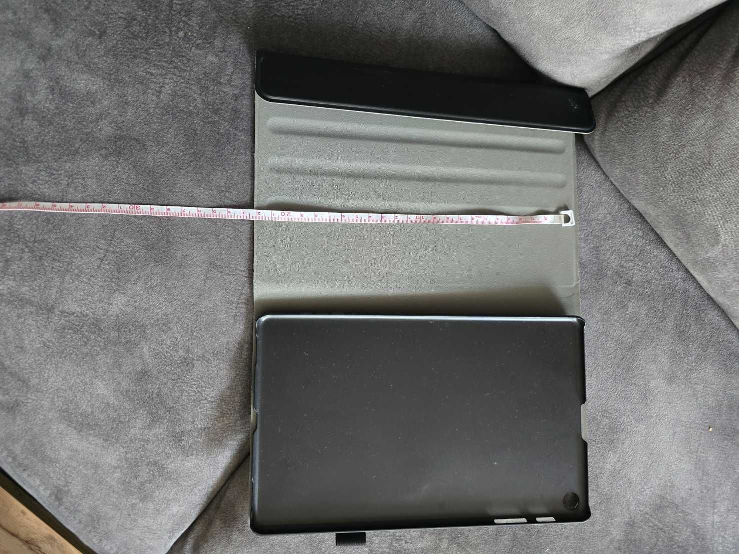etui na tablet kolor czarny