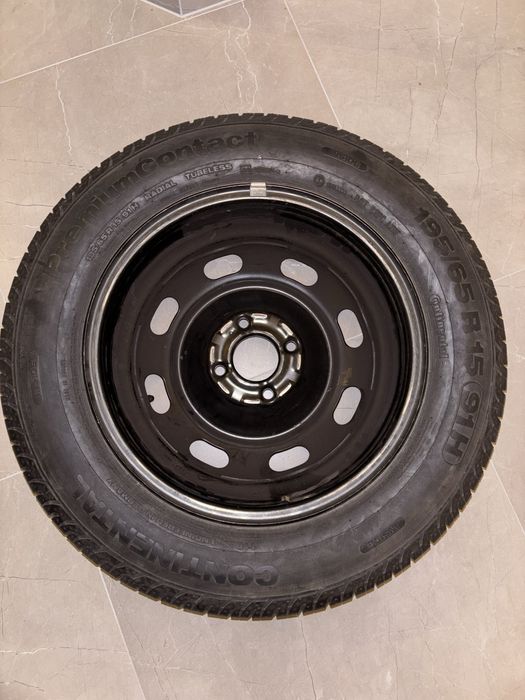 Koło stalowe z opona zapasowe continental 195/65/15