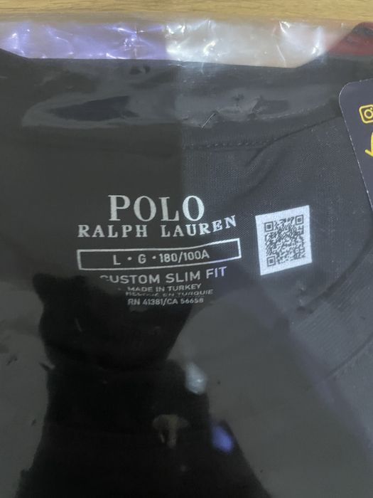 T-shirt Ralph Lauren Preta com vários tamanhos
