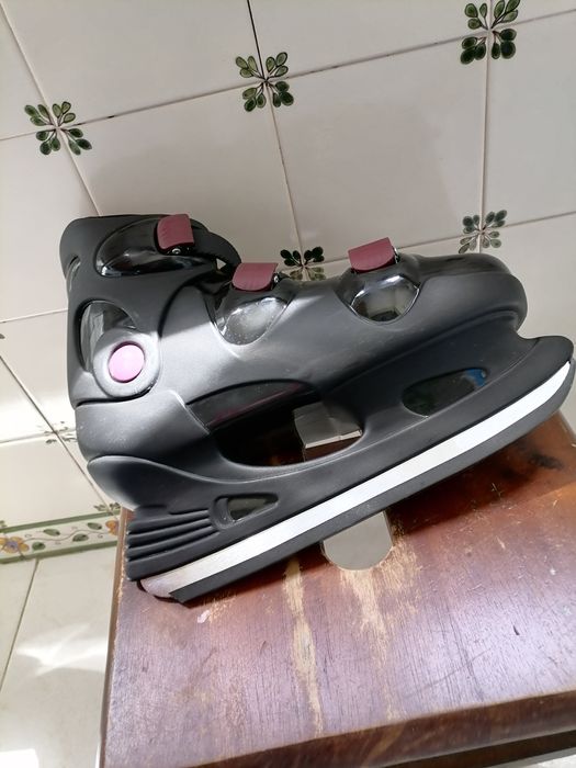 Patins novos para afultos.