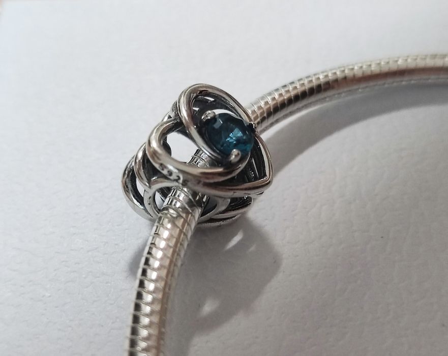 Bransoletka Pandora plus dwa charm'sy S925