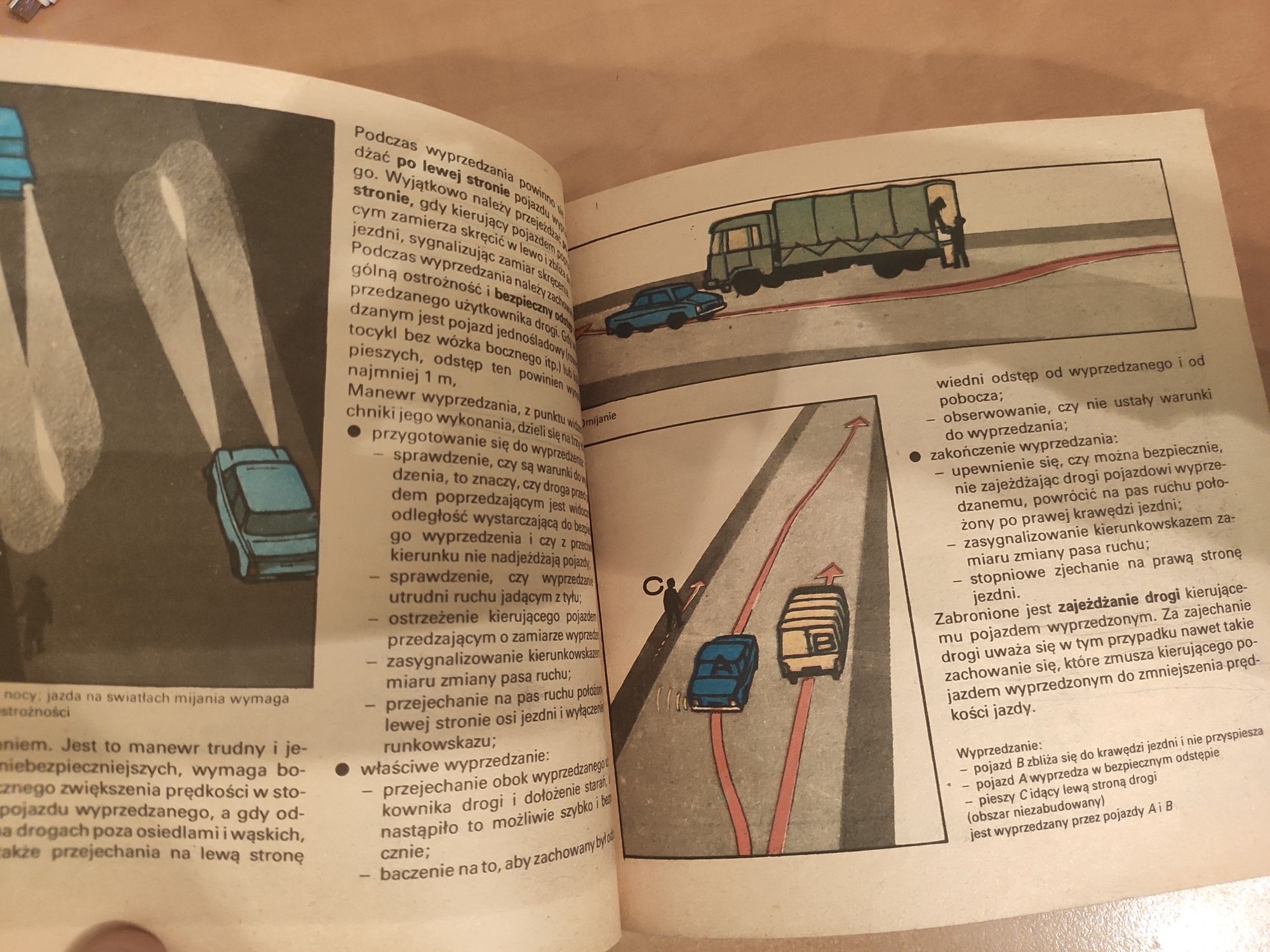 Stara książka "Kierowca amator. Ilustrowany podręcznik" '79 r.