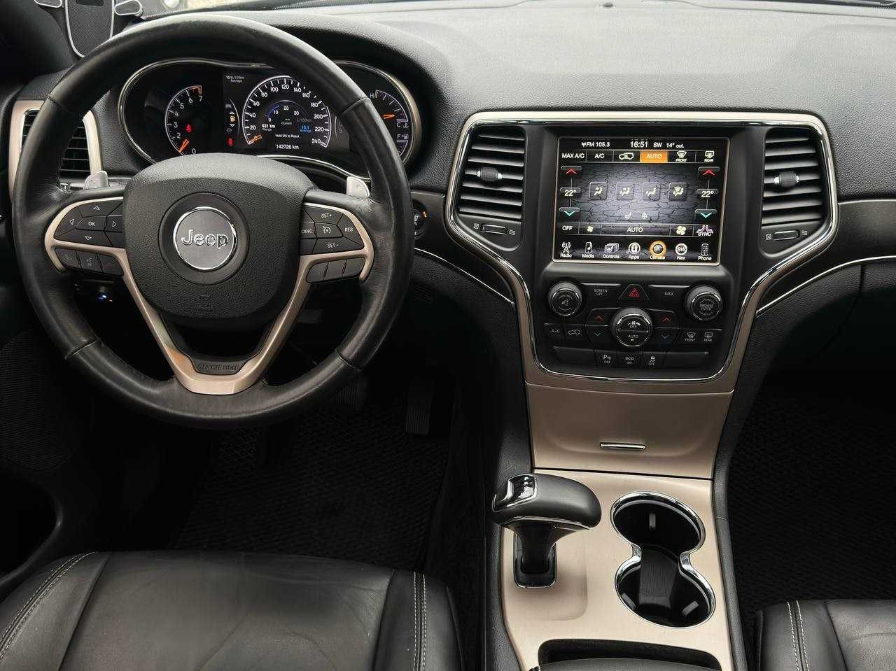 Авто Jeep Grand Cherokee 2015