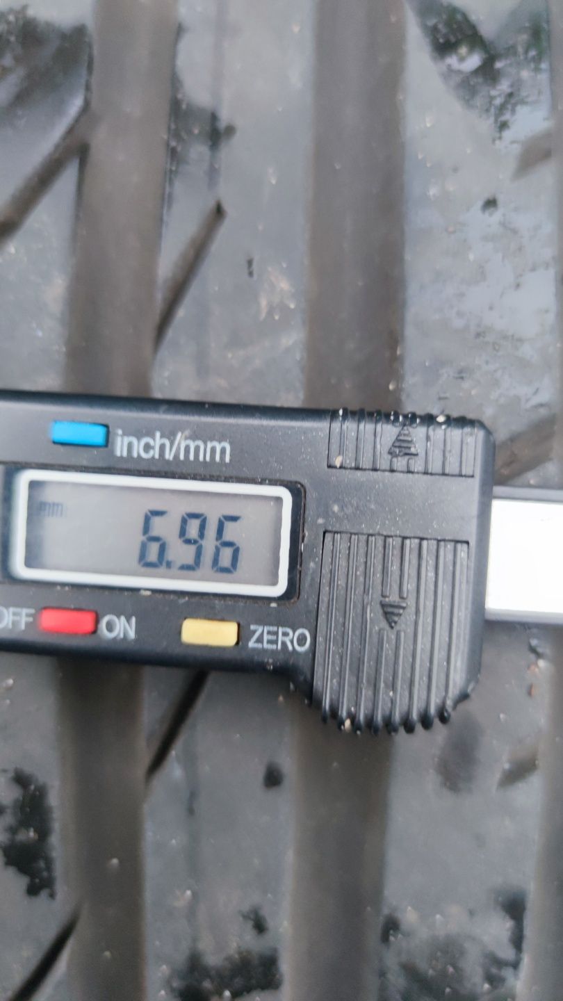 opony lato 215x60x17 CONTINENTAL 4szt 600zł