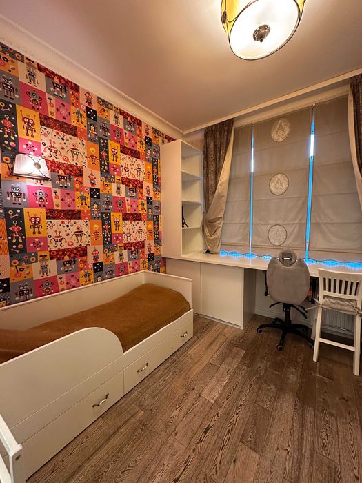 Жилянська 118 Елегант 4 поверх хороший стан pet-friendly