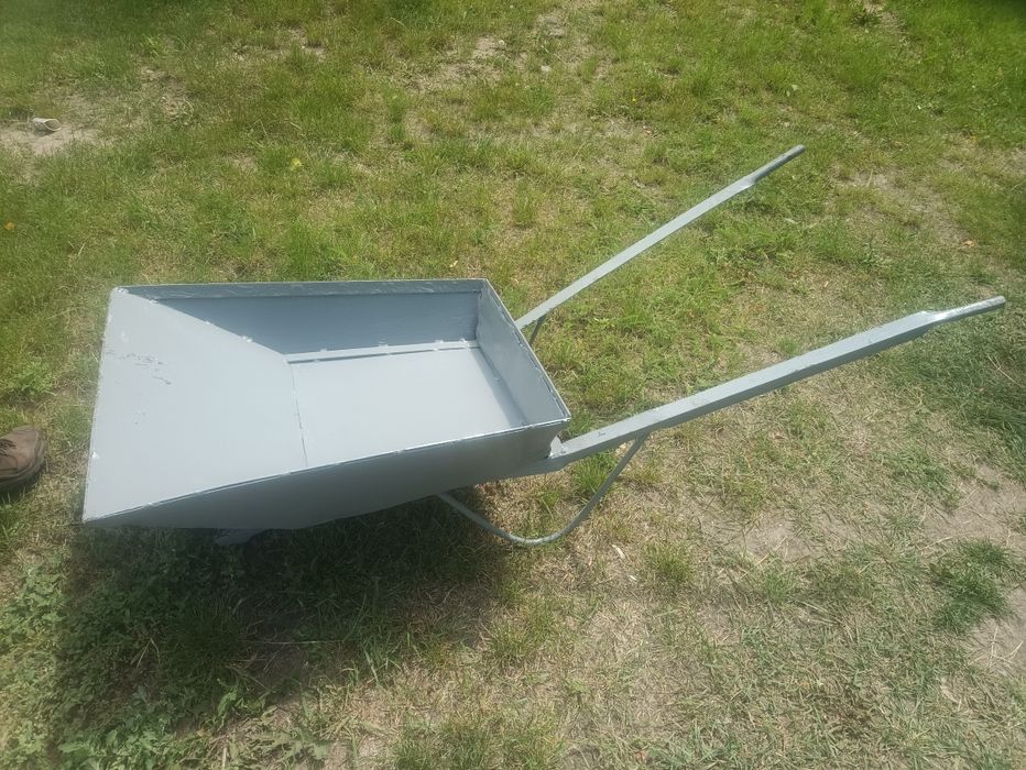 Тачка строительная б/у, Корыта Вёдра, лопаты на стройку б/у