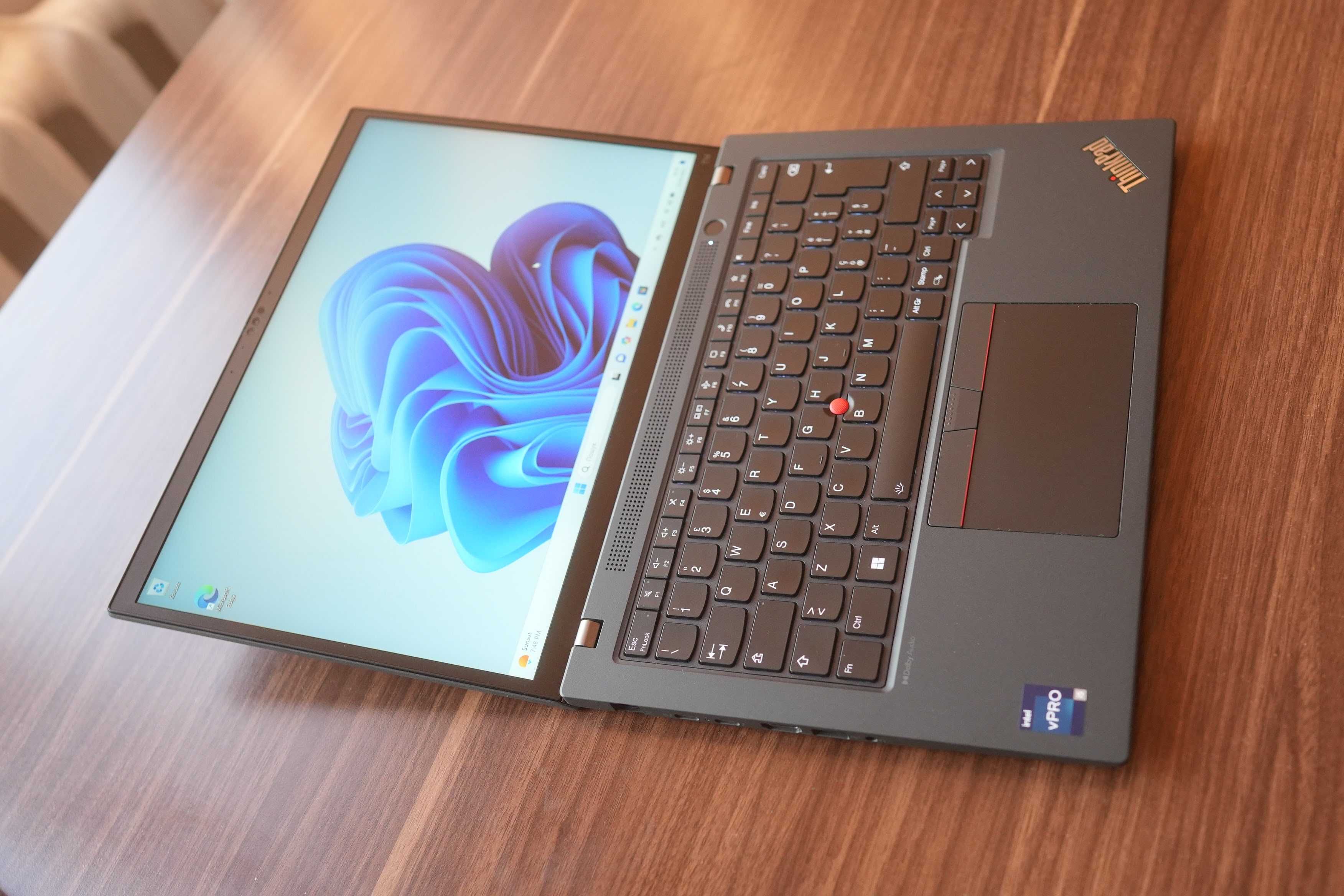 Lenovo ThinkPad T14 G4 i5-1345U 16GB SSD512GB IPS FHD+ 400 nit