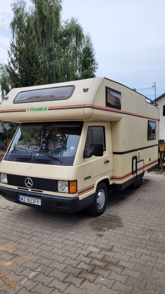 Mercedes mb100 kamper