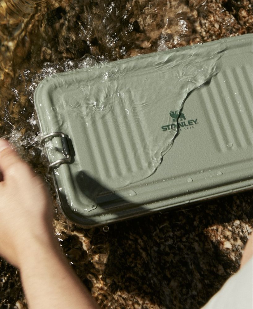 Caixa Hermética Aço Exterior Campismo STANLEY Zara Home NOVO