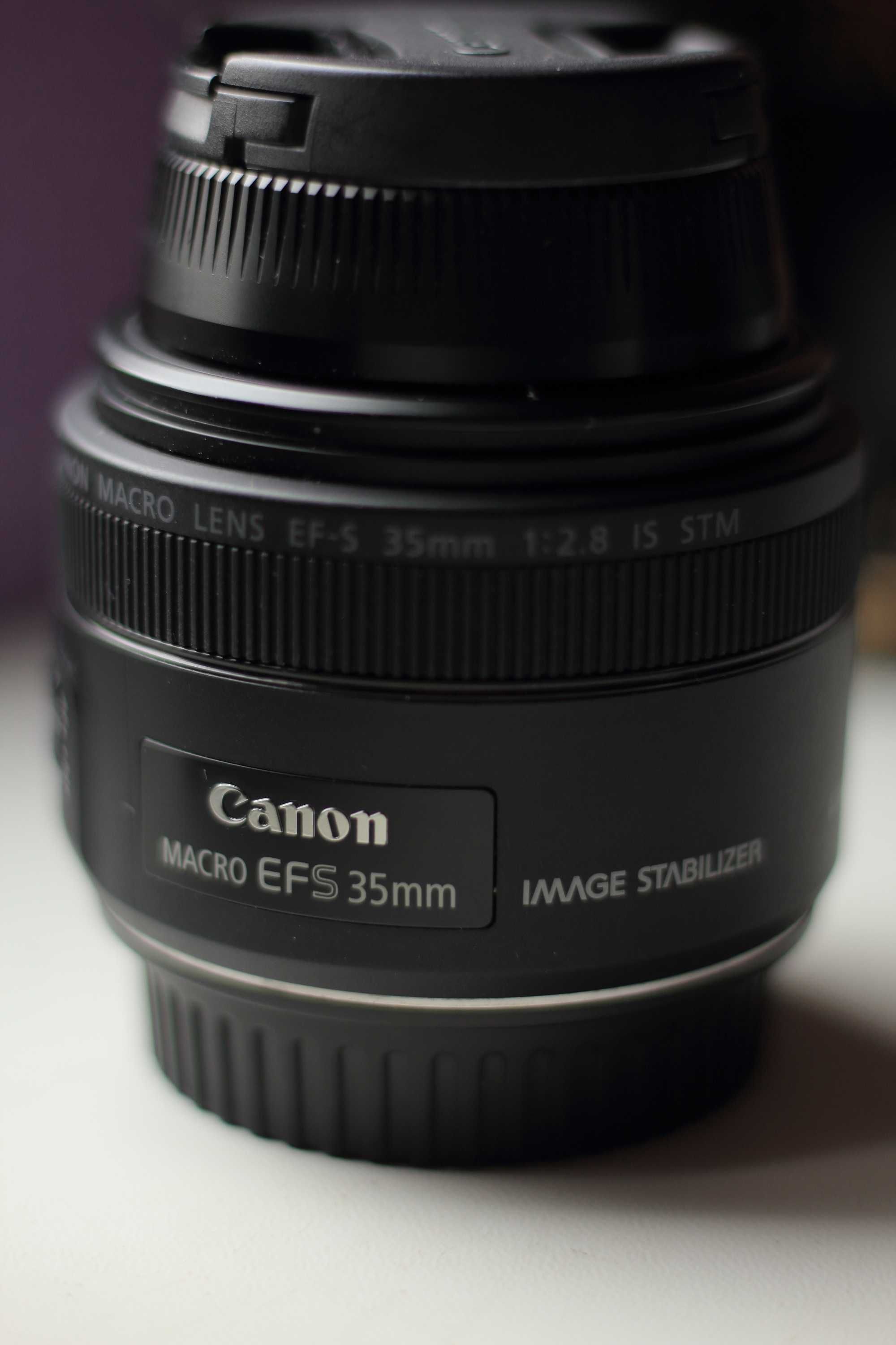 Canon EF-S 35mm f/2.8 Macro IS STM об'єктив