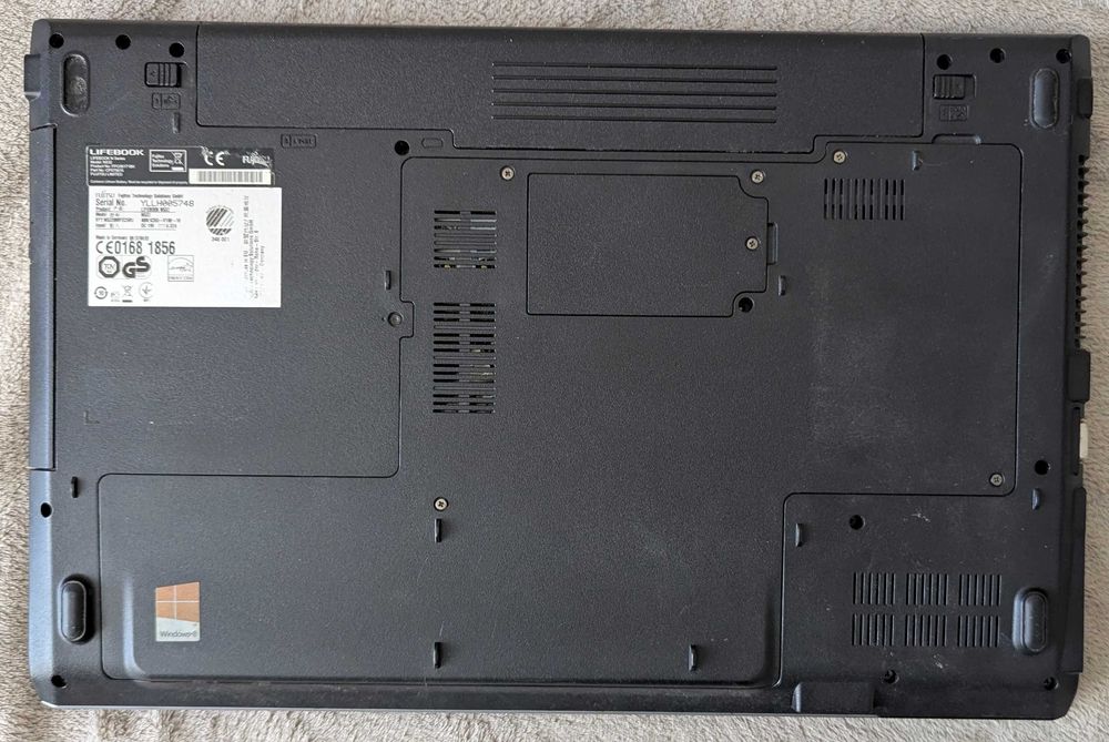 Продам ноутбук Fujitsu Lifebook N532 17,3" на запчастини