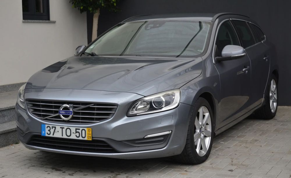 Volvo V60 2.0 D2 Momentum