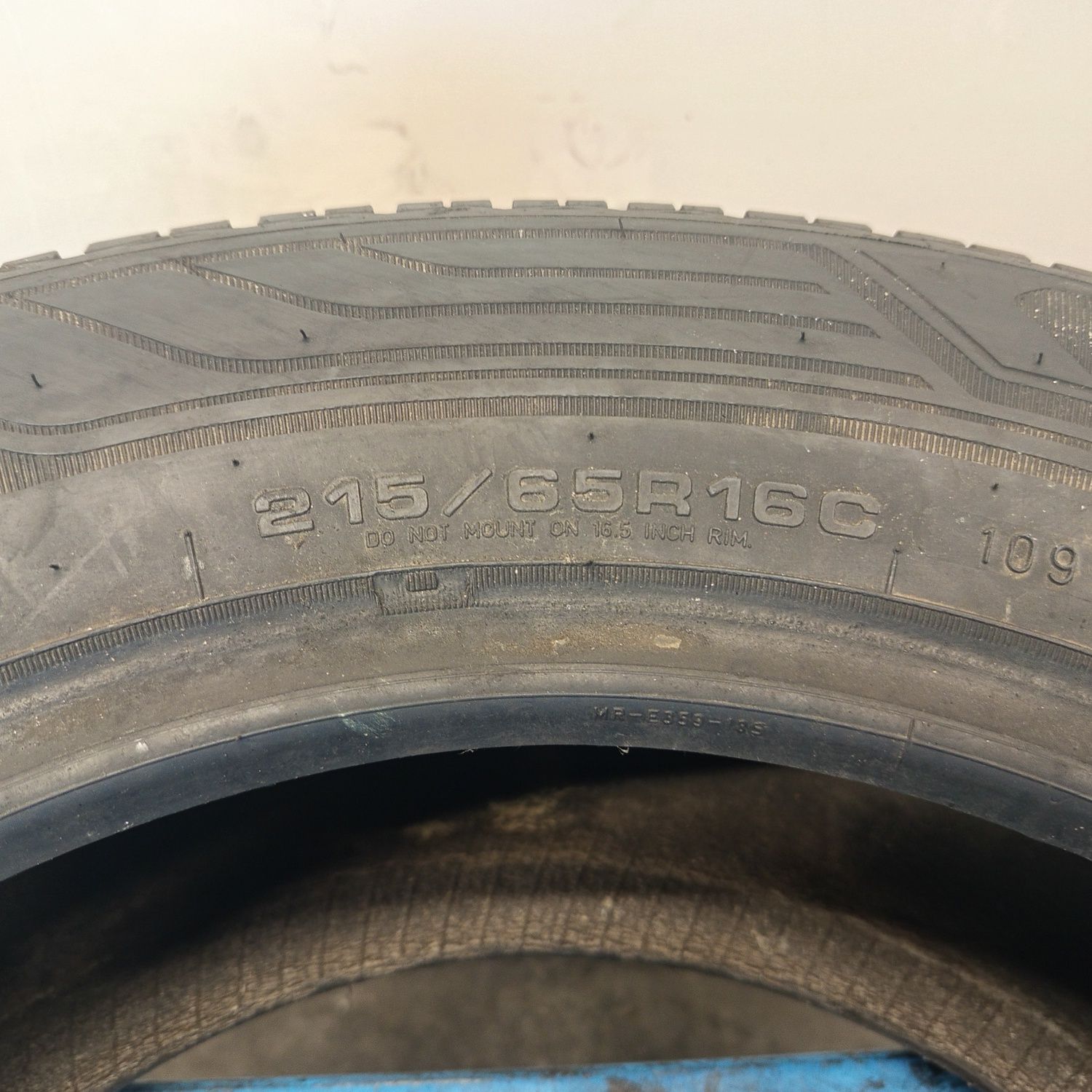 G36 1x215/65R16C Goodyear Vector 4Seasons Cargo